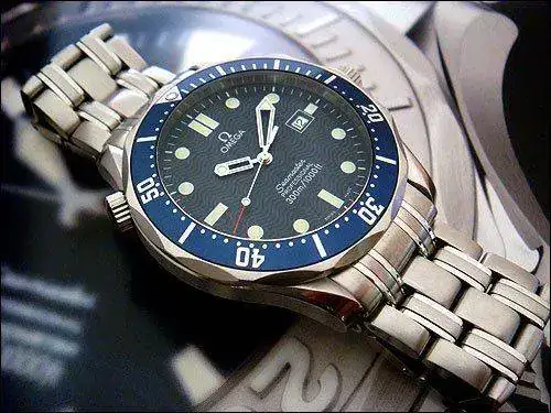 Omega SMP300 2.webp