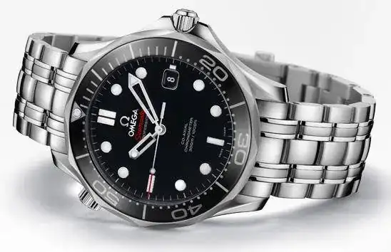 Omega SMP300 Ceramico negro.webp