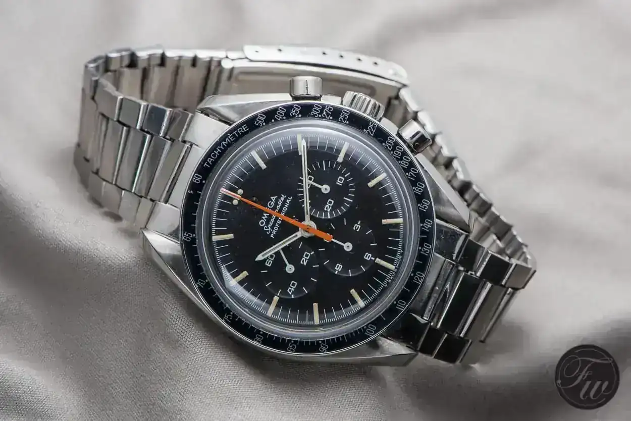 Omega-Speedmaster-145.012-67-Ultraman-8934.webp