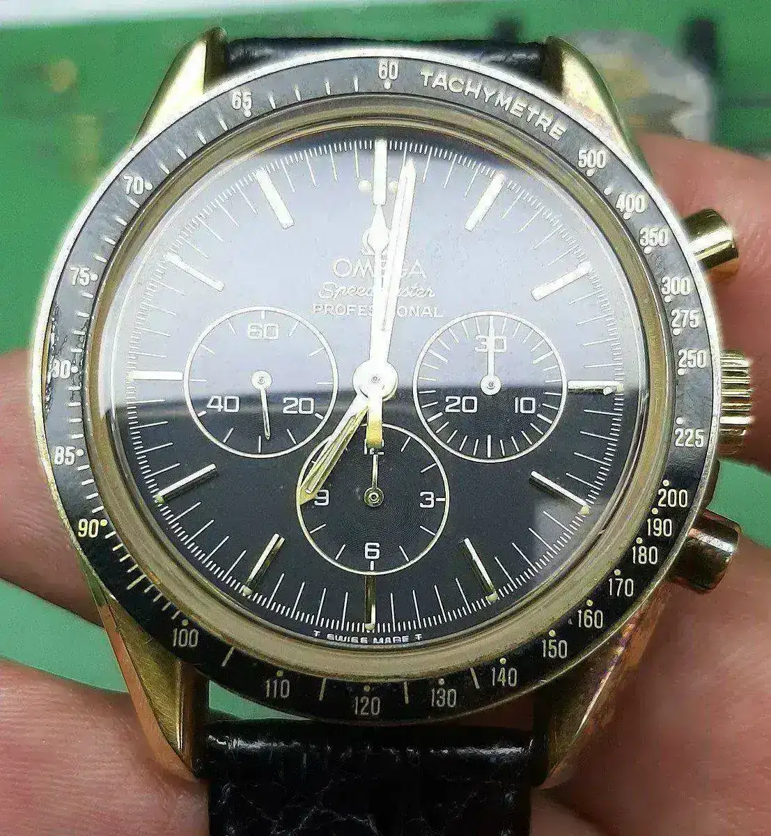 OMEGA SPEEDMASTER 18K 27CHRO C12 LIMITED EDITION..webp