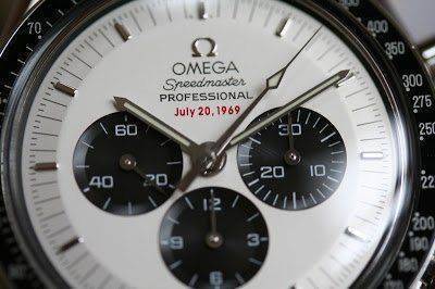 omega+speedmaster+3569.31+Apollo+11+dial.jpg