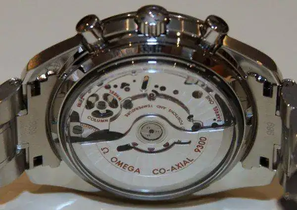 Omega-Speedmaster-9300-3.webp