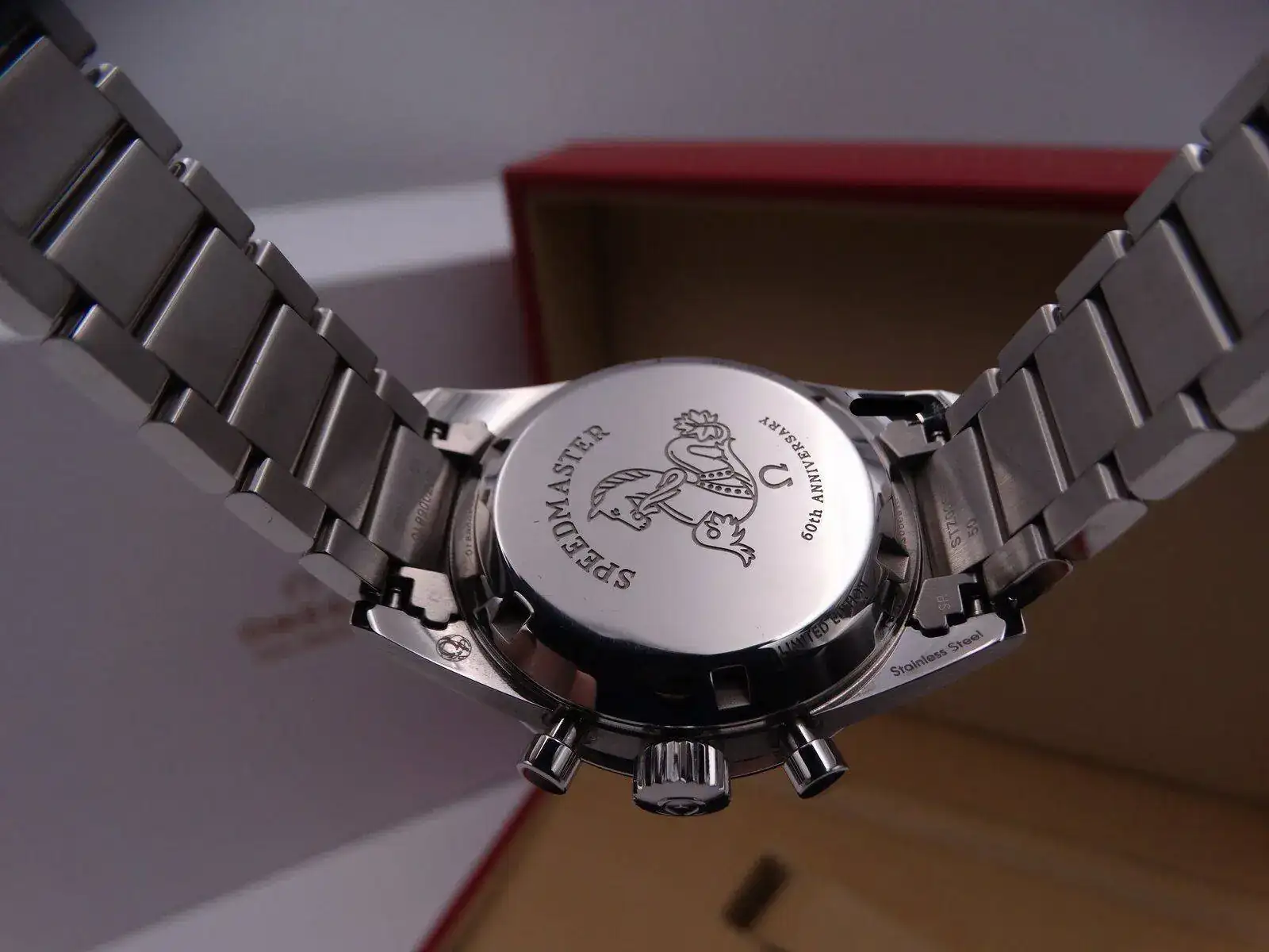 Omega Speedmaster Anniversary Trilogy 01111 copia.JPG