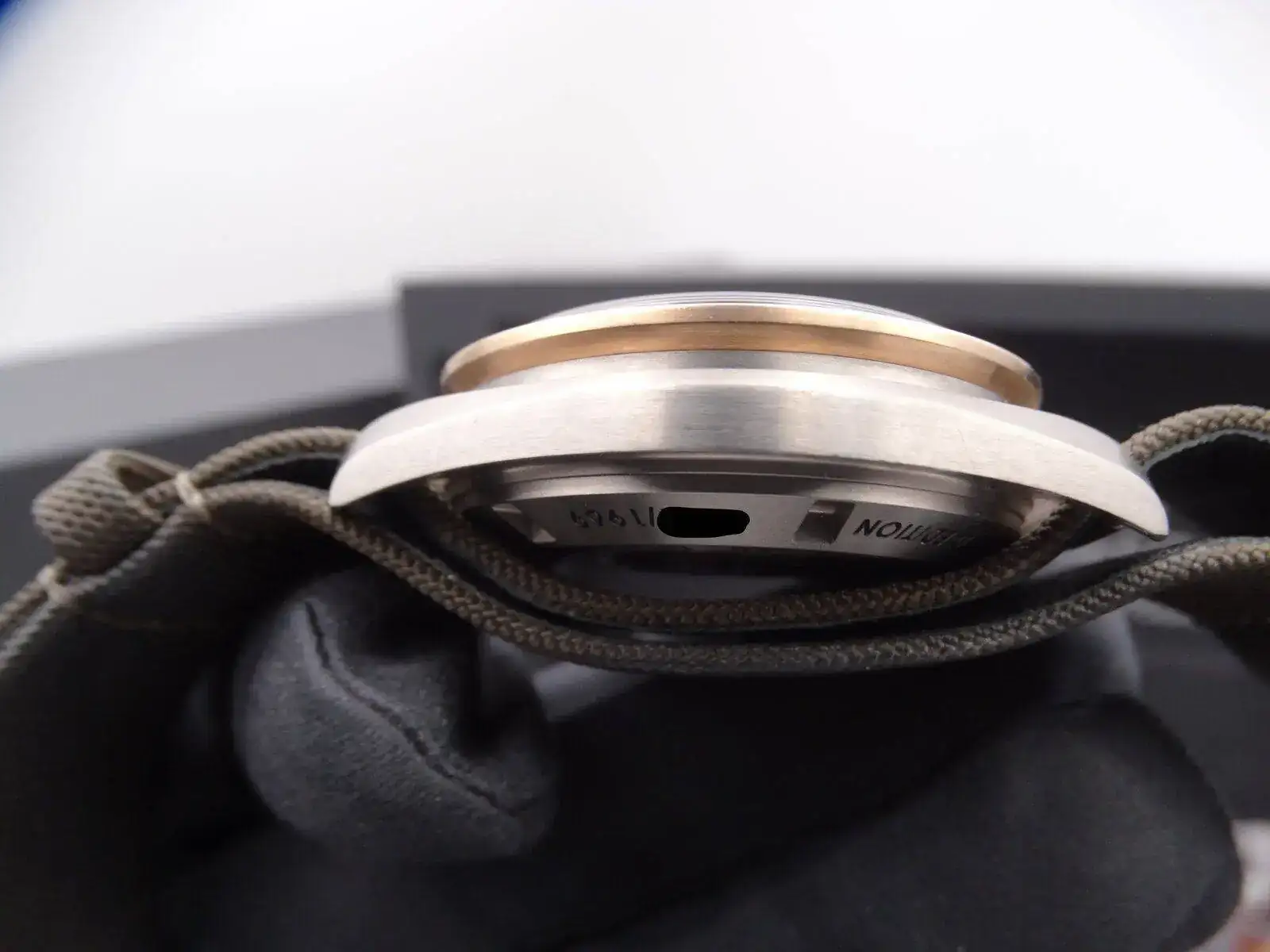 Omega Speedmaster Apollo 11 Limited Edition 00318 copia.webp