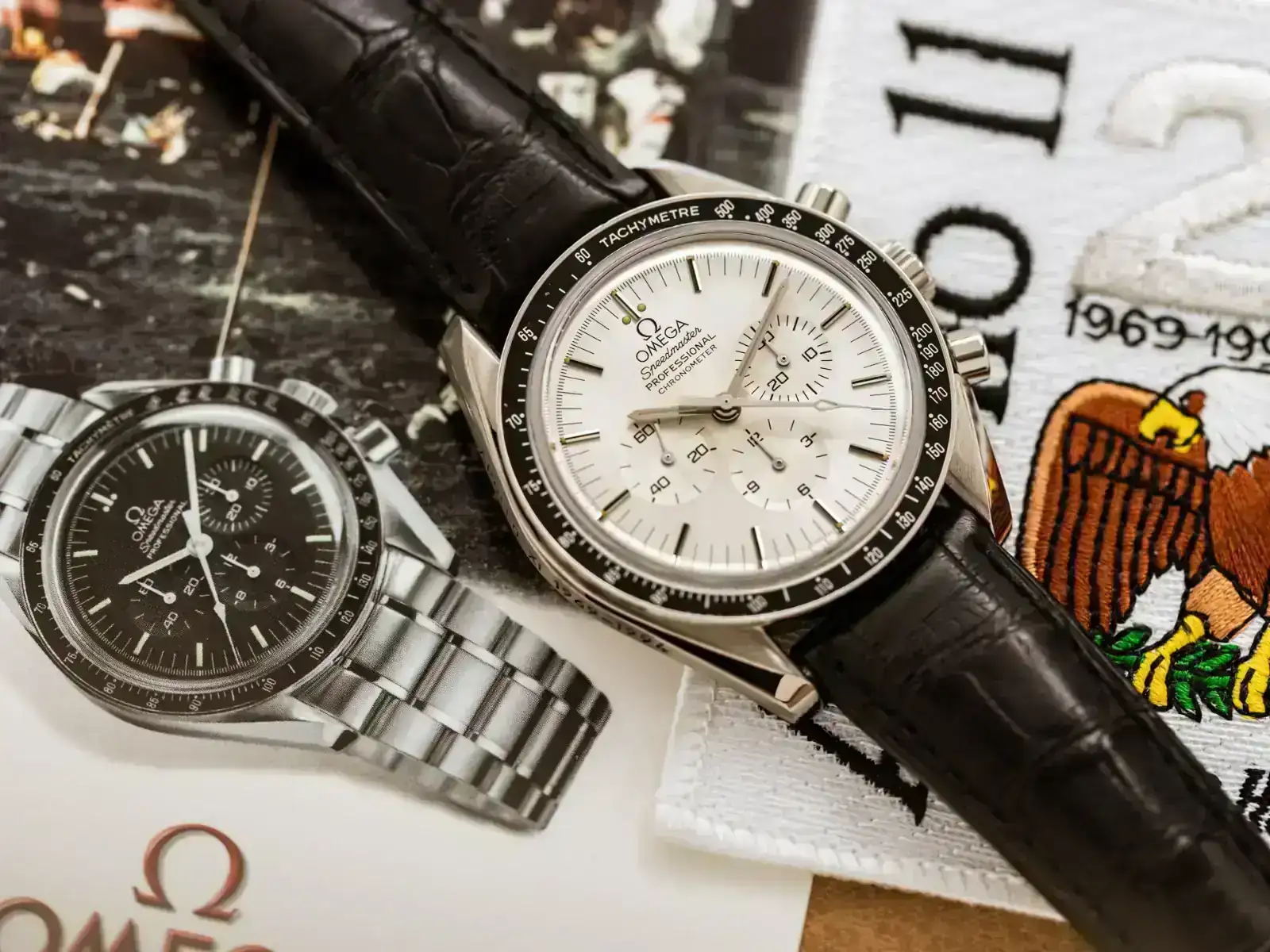 omega-speedmaster-apollo-xi-25th-anniversary-ref-36923000-18k-white-gold-folding-clasp-box-li...webp