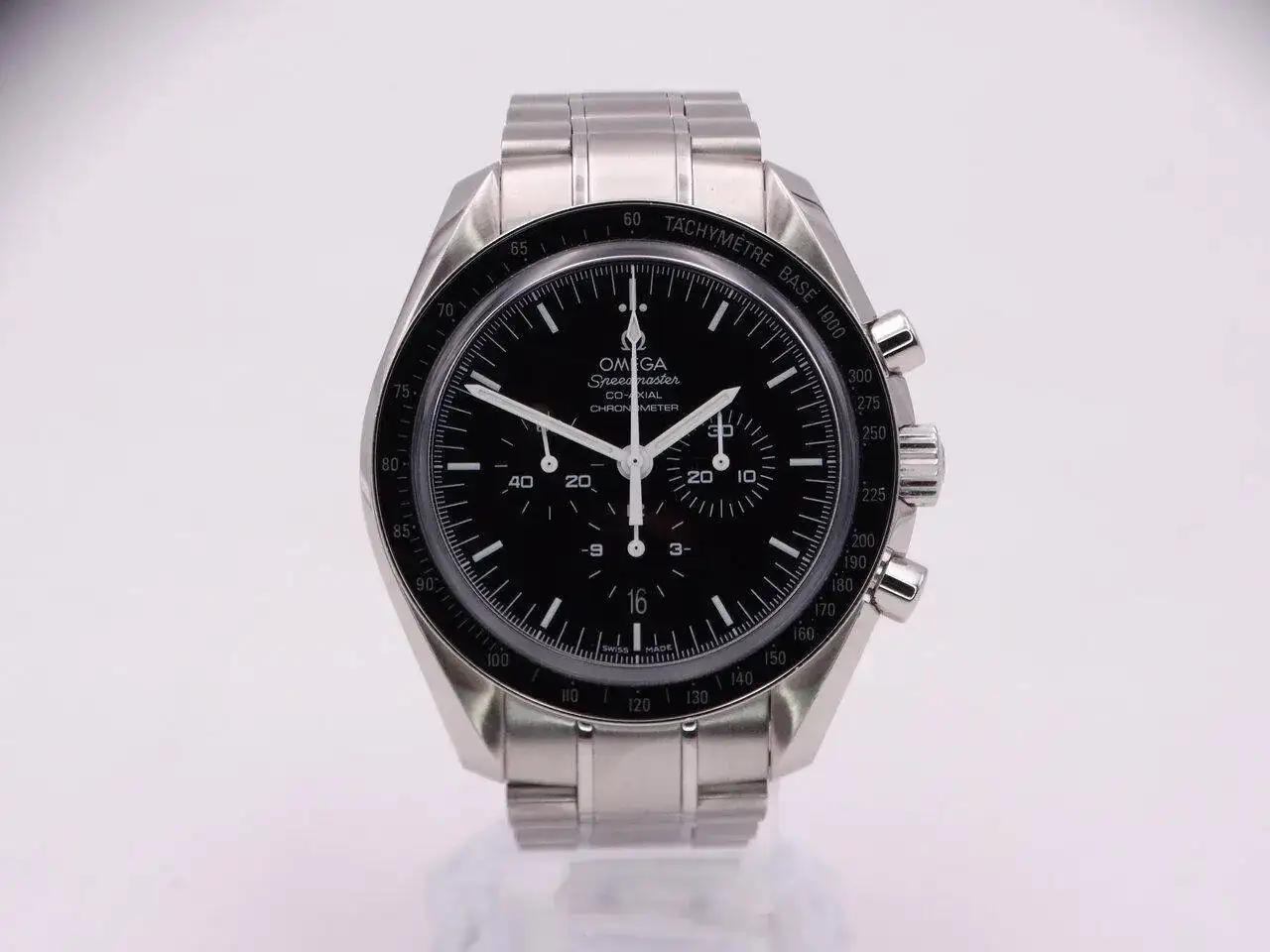 Omega speedmaster Automatic 44 coaxial enamel 09128.webp