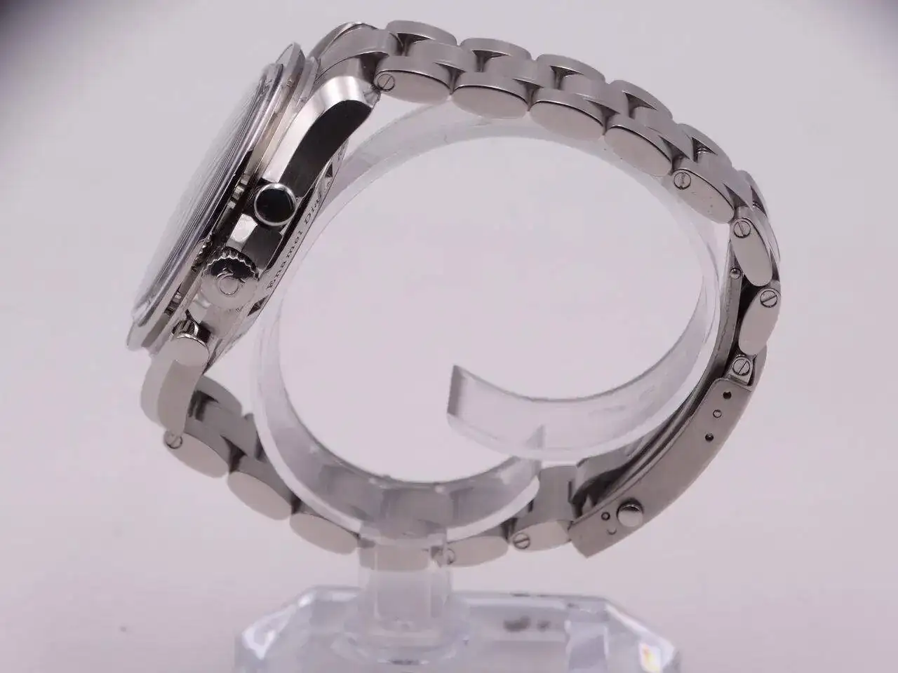 Omega speedmaster Automatic 44 coaxial enamel 09131.webp