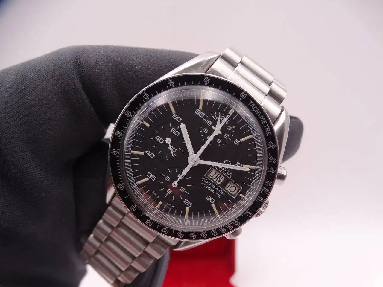 Omega Speedmaster Automatic Holly Grial 03217.webp