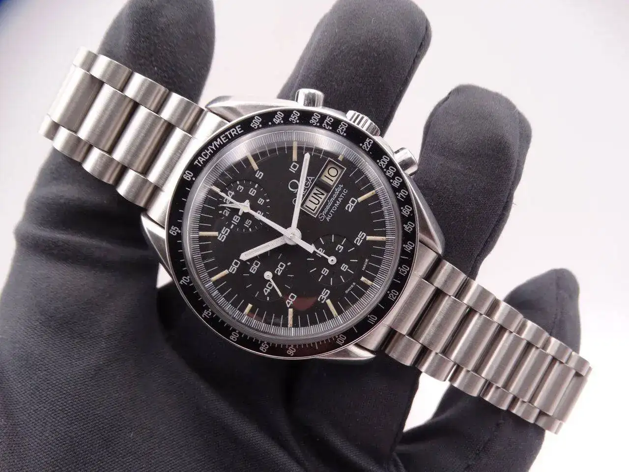 Omega Speedmaster Automatic Holly Grial 03230.webp