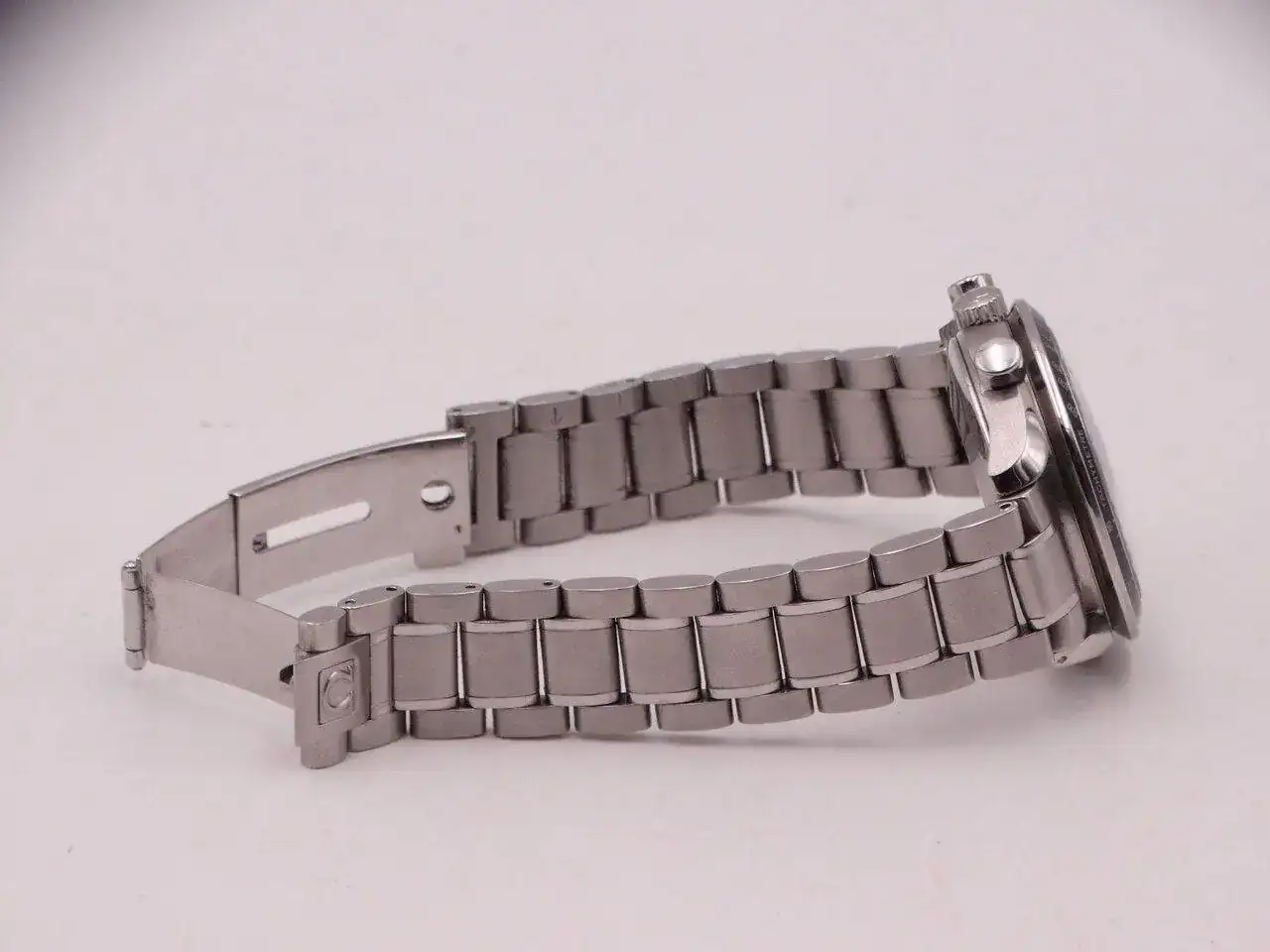 omega speedmaster automatic mk triple date 06680.JPG