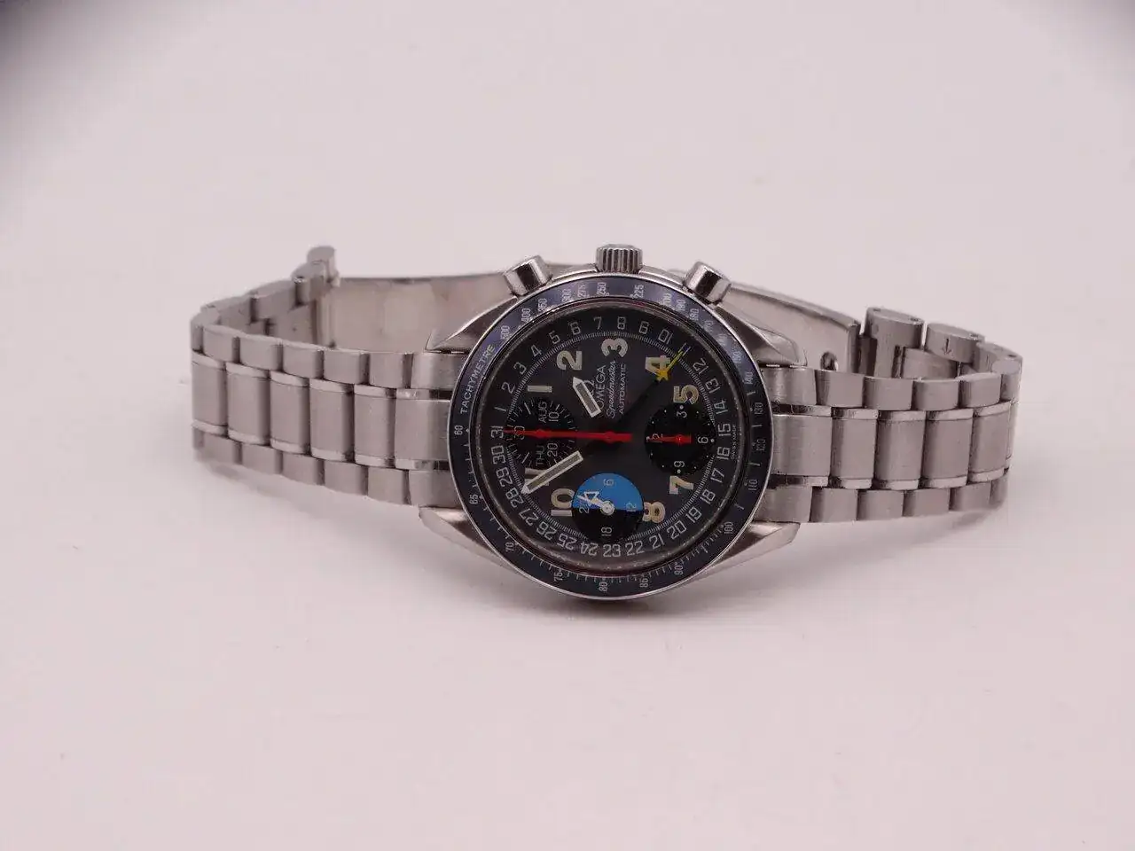 omega speedmaster automatic mk triple date 06682.JPG