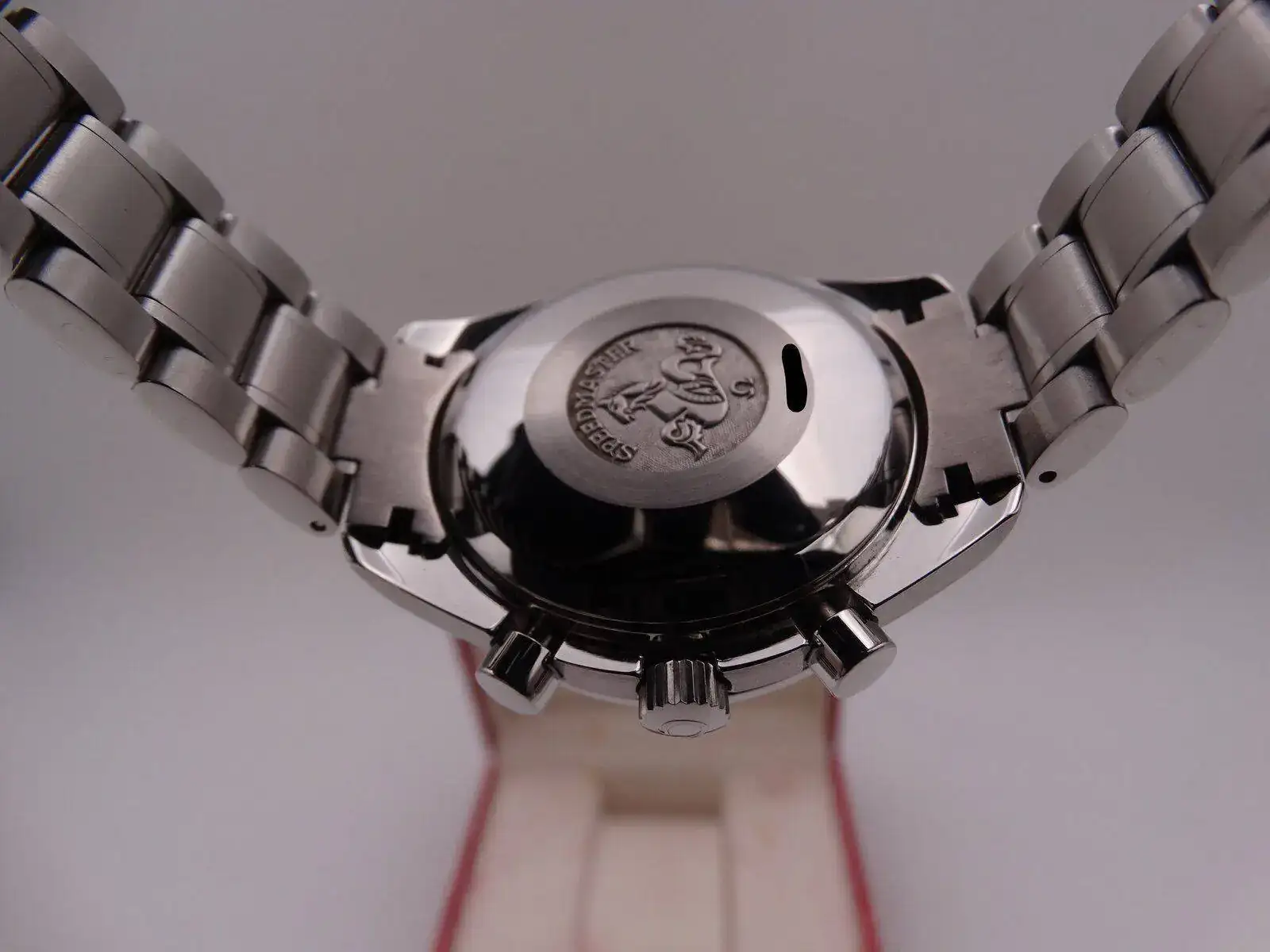 Omega Speedmaster Automatic Triple Date 02249 copia.webp