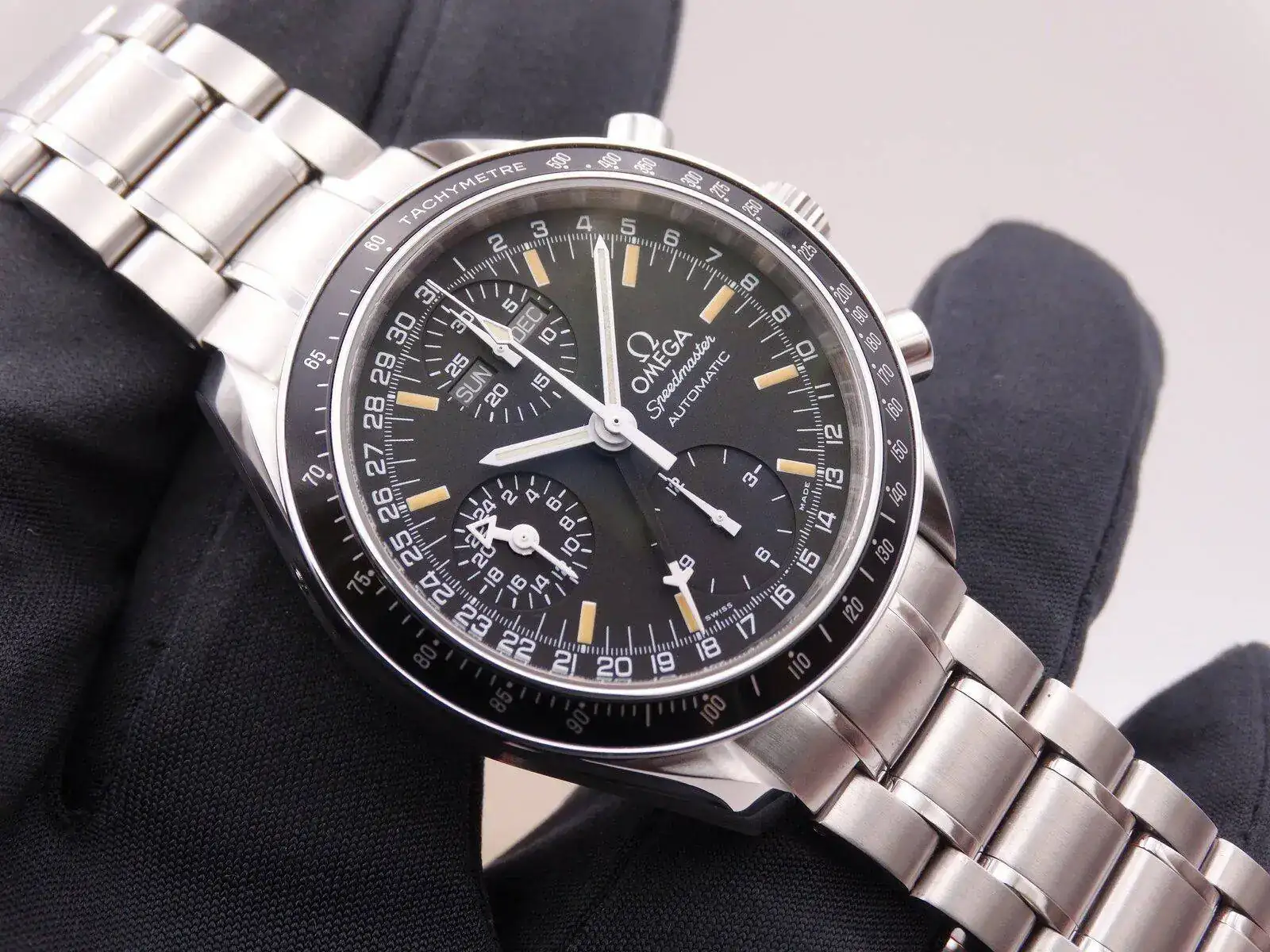 Omega Speedmaster Automatic Triple Date 02261.webp