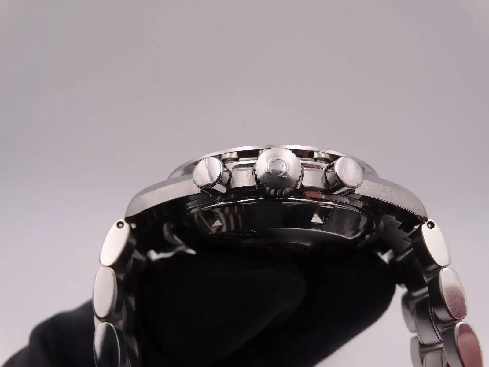 Omega Speedmaster Broad Arrow 7286.JPG