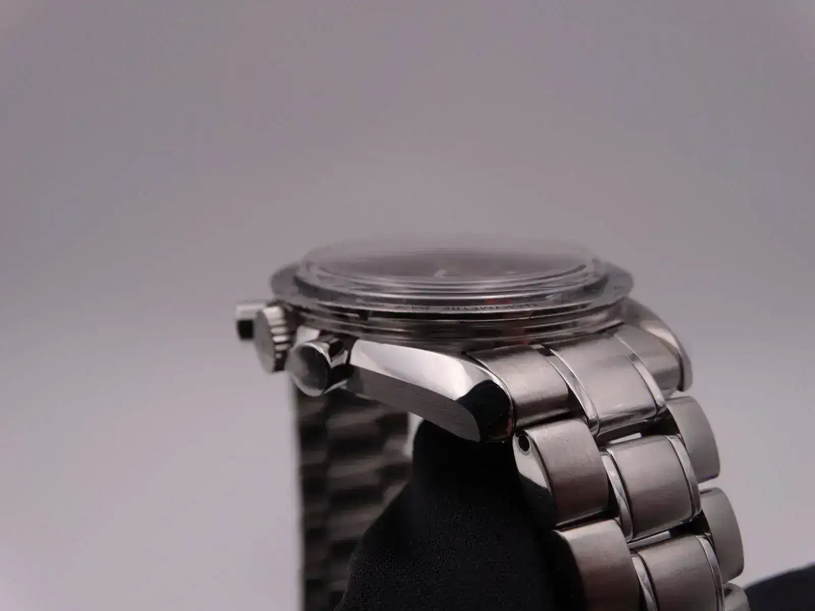 Omega Speedmaster Broad Arrow 7296.JPG