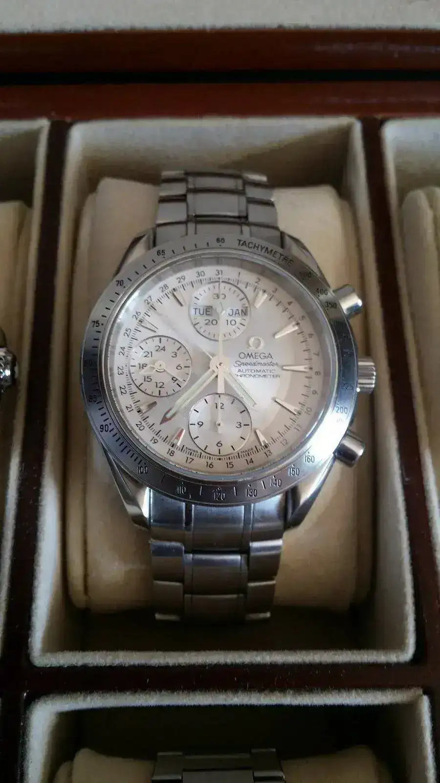 OMEGA SPEEDMASTER CHRONO AUTO DAY DATE.webp