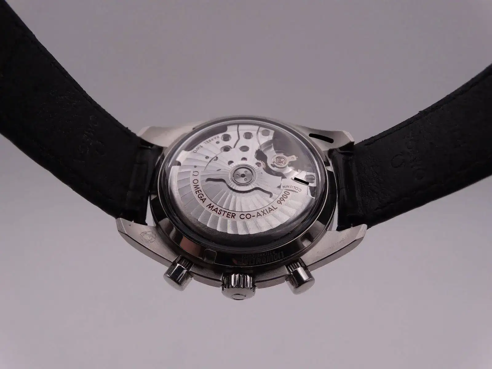 Omega Speedmaster Coaxial Master Chronometer 03262 copia.JPG