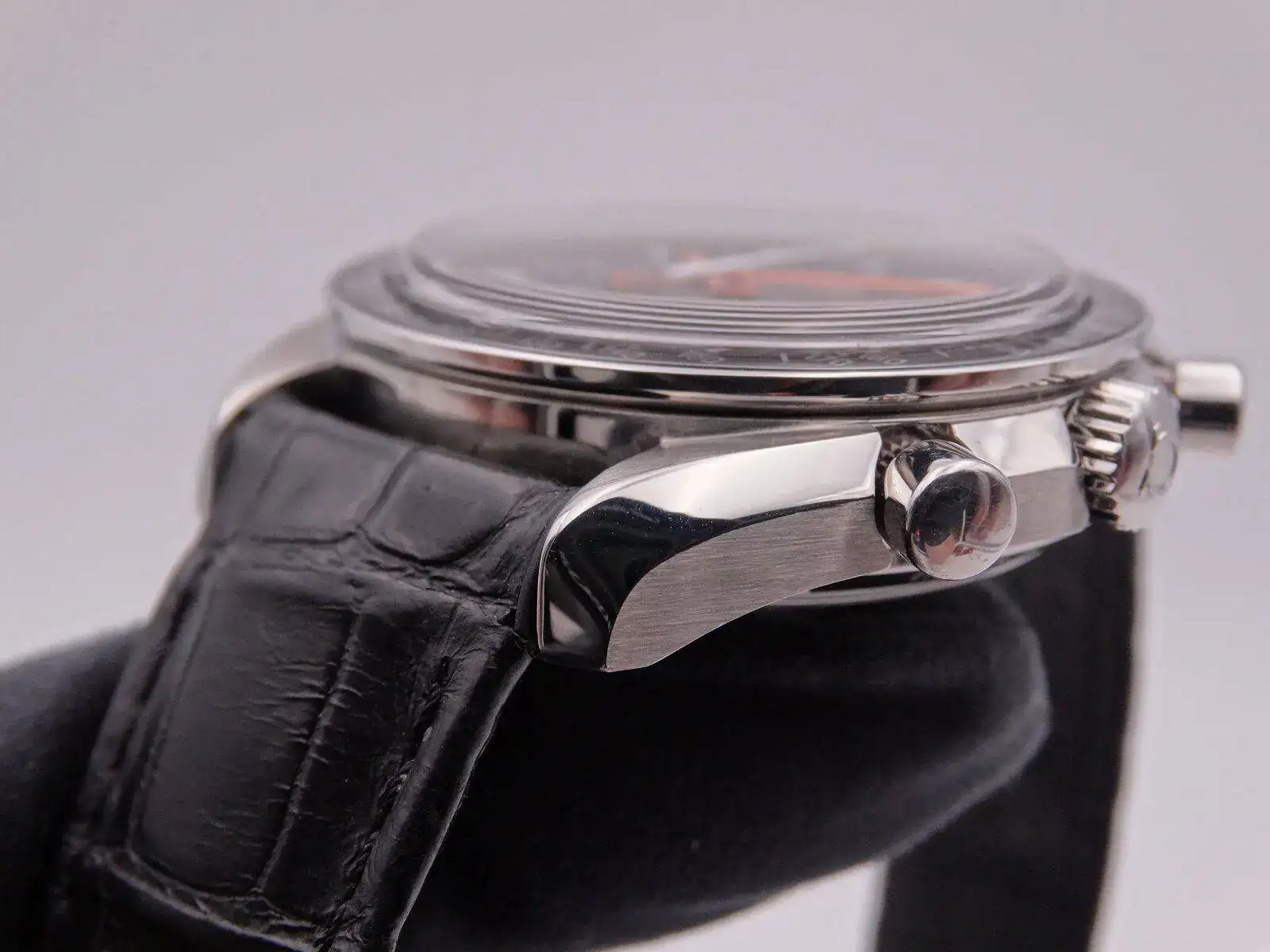 Omega Speedmaster Coaxial Master Chronometer 03264.JPG