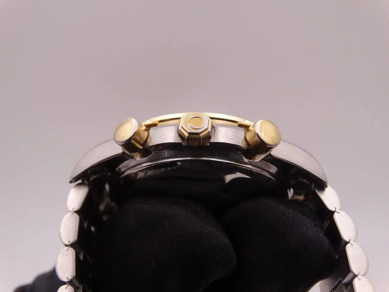 Omega Speedmaster Date Automatic Steel Gold 04060.webp