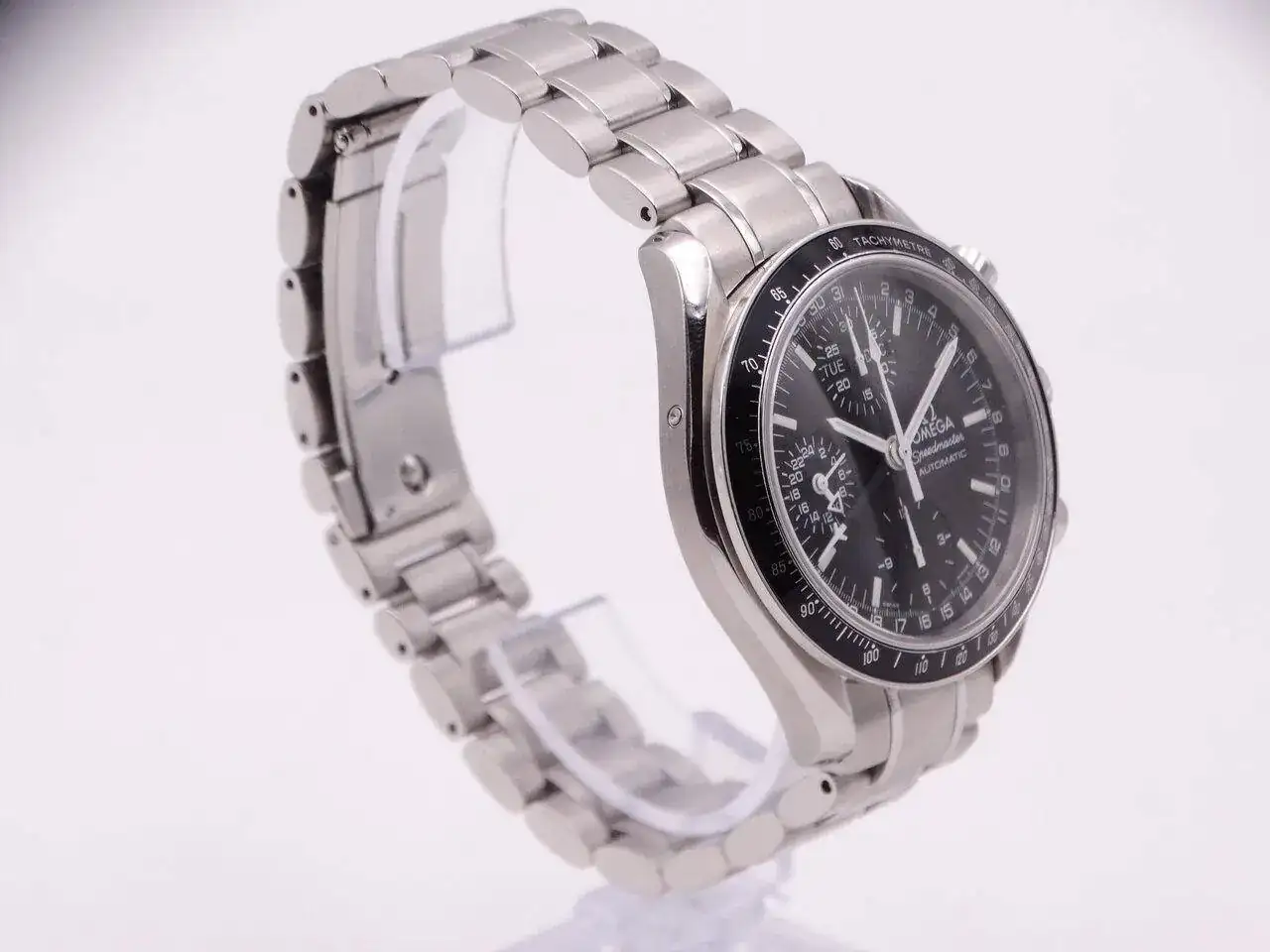 Omega Speedmaster Day Date 08987.JPG