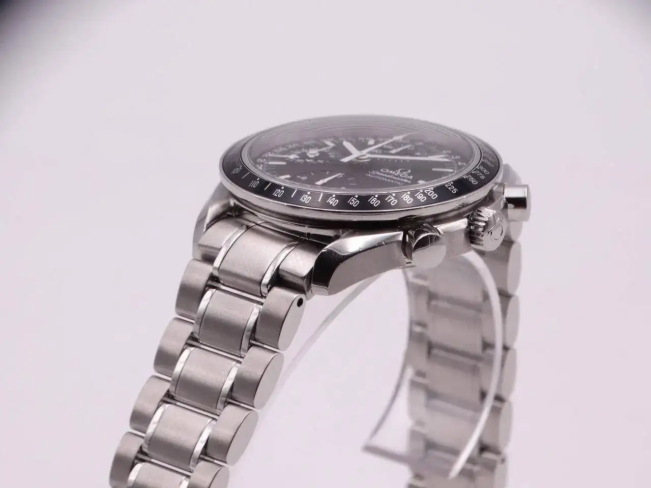 Omega Speedmaster Day Date 08991.JPG