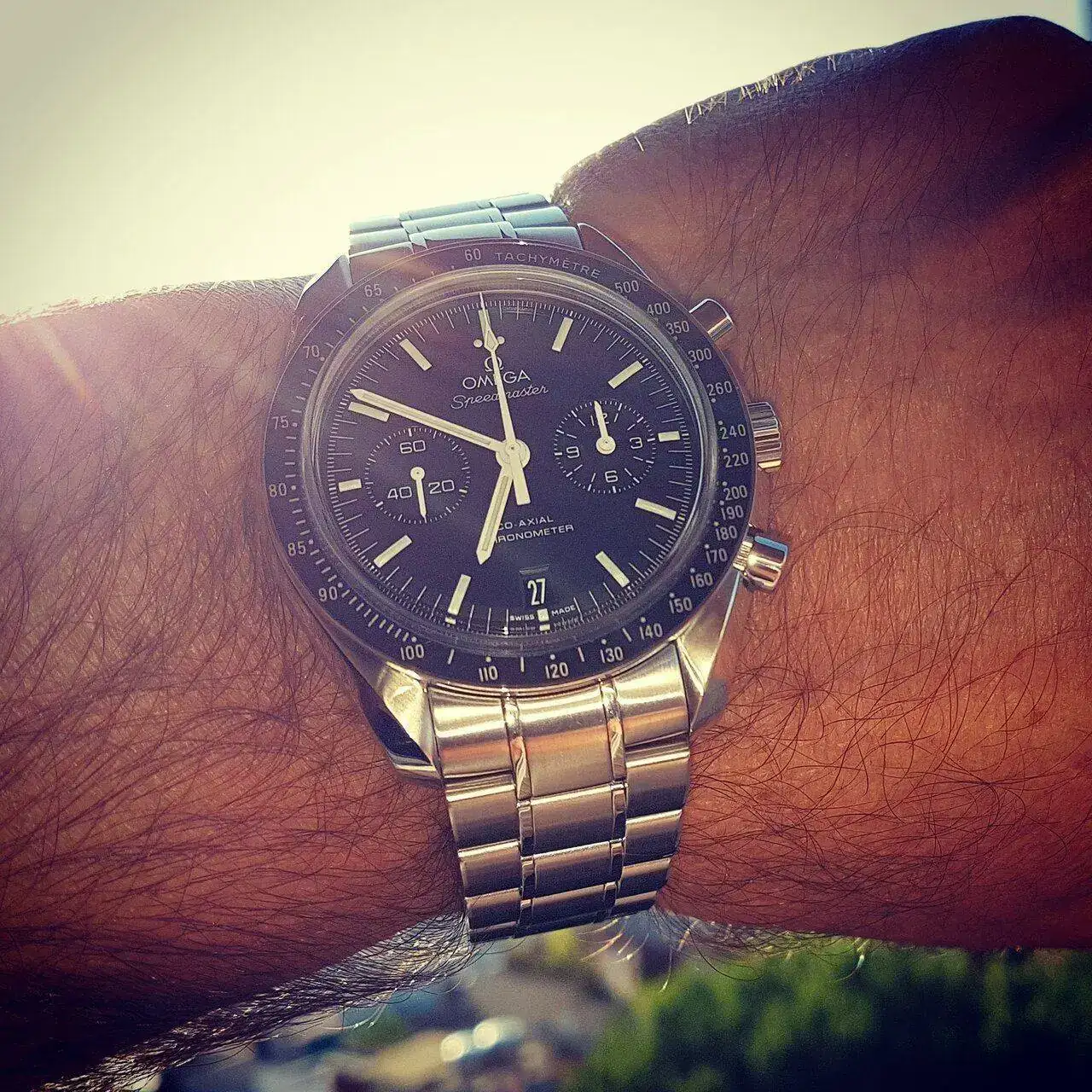 Omega Speedmaster Moonwatch Co-Axial Chronograph 44.25 mm Cal. 9300 (1).jpg