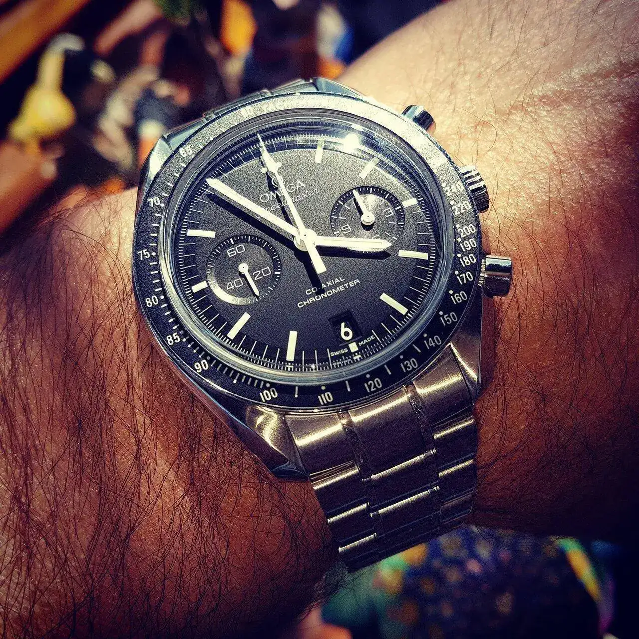 Omega Speedmaster Moonwatch Co-Axial Chronograph 44.25 mm Cal. 9300 (1).jpg