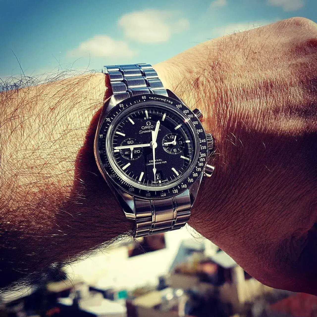 Omega Speedmaster Moonwatch Co-Axial Chronograph 44.25 mm Cal. 9300 (1).webp