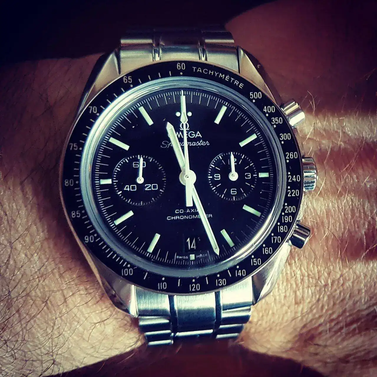 Omega Speedmaster Moonwatch Co-Axial Chronograph 44.25 mm Cal. 9300 (2).webp