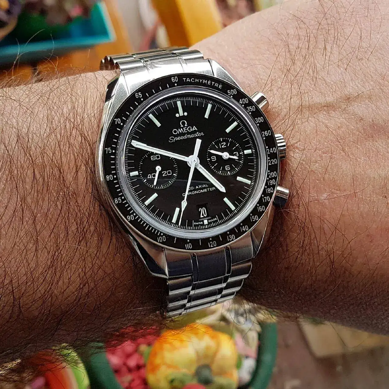 Omega Speedmaster Moonwatch Co-Axial Chronograph 44.25 mm Cal. 9300 (2).webp