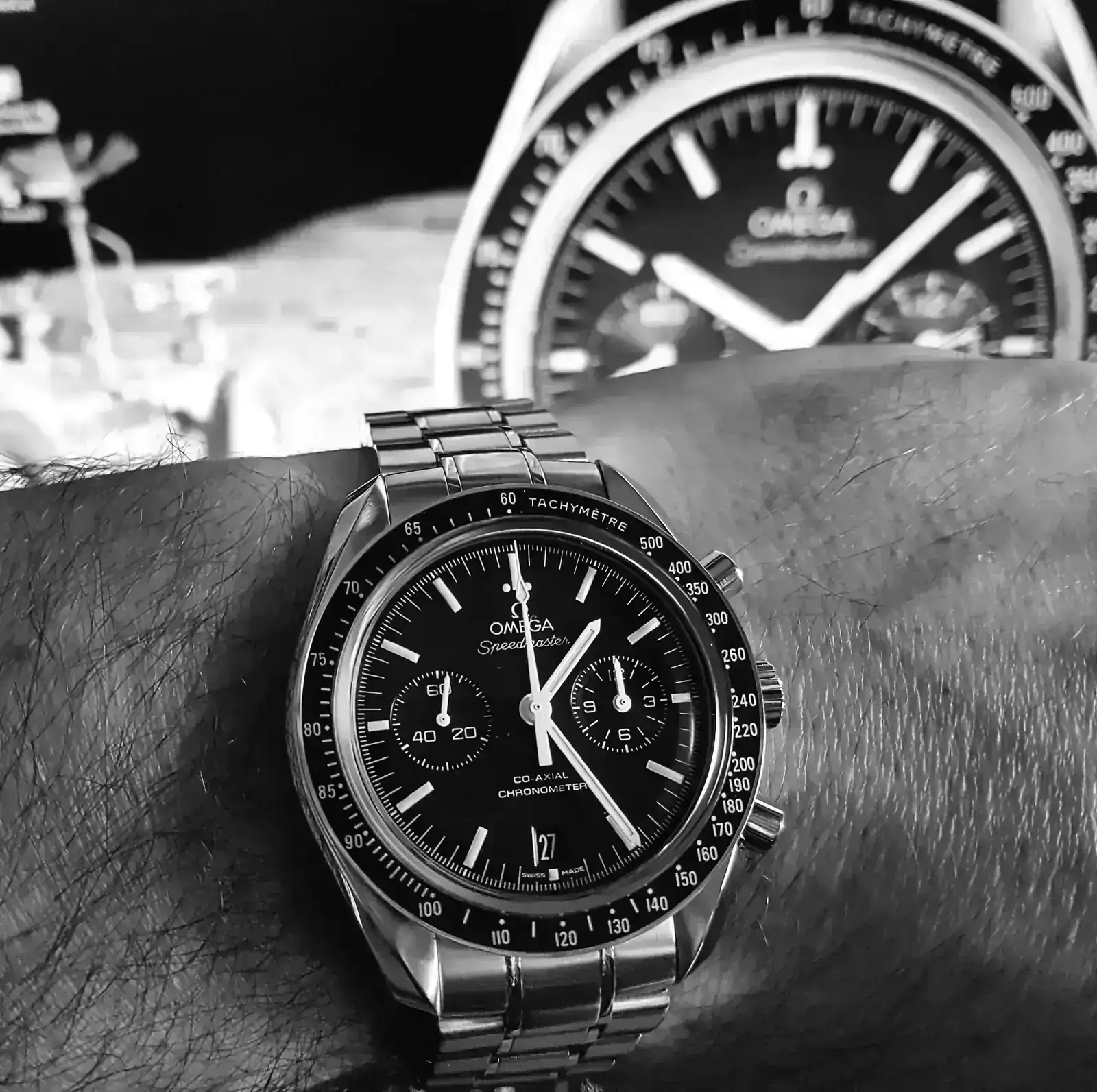 Omega Speedmaster Moonwatch Co-Axial Chronograph 44.25 mm Cal. 9300 (5).webp