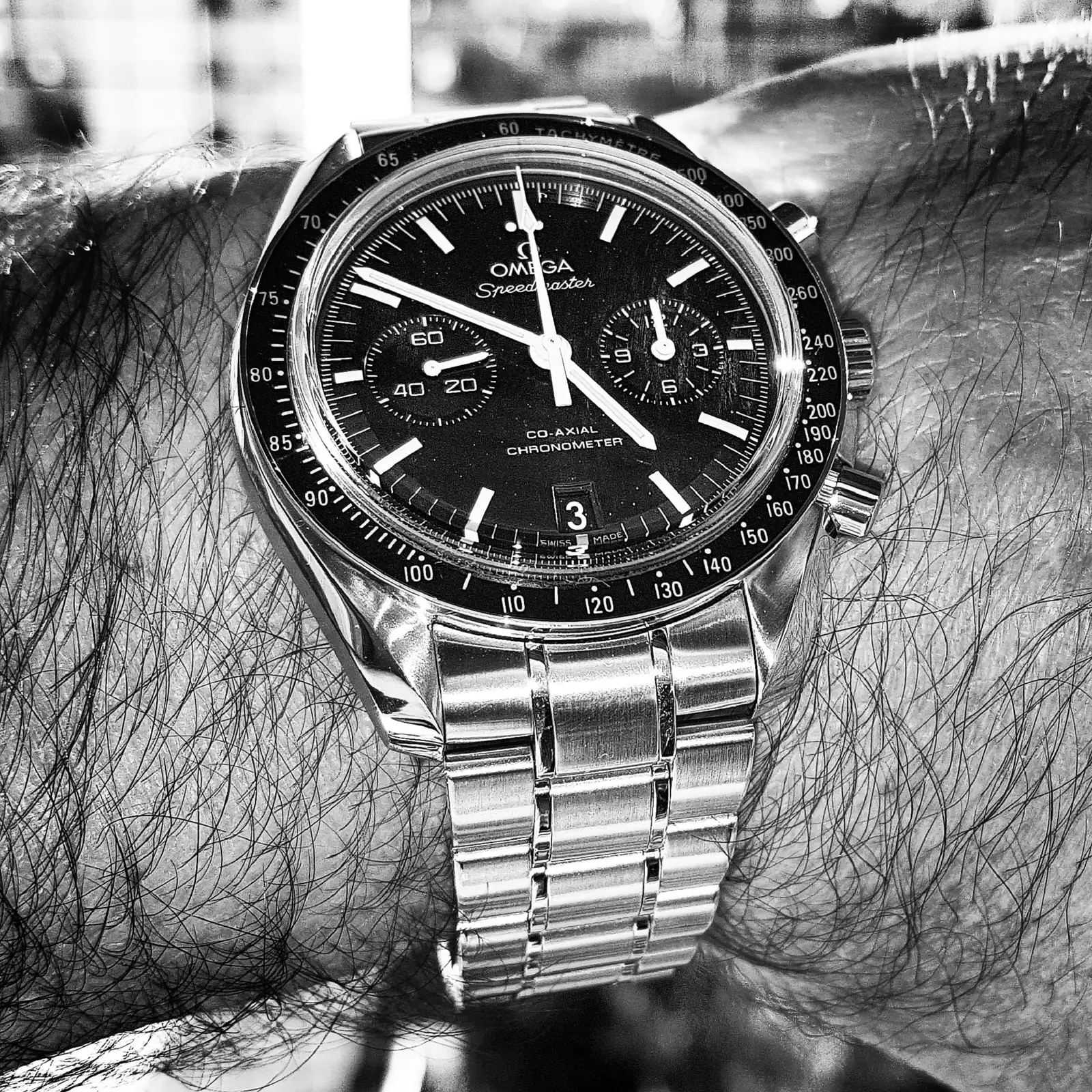 Omega Speedmaster Moonwatch Co-Axial Chronograph 44.25 mm Cal. 9300.webp
