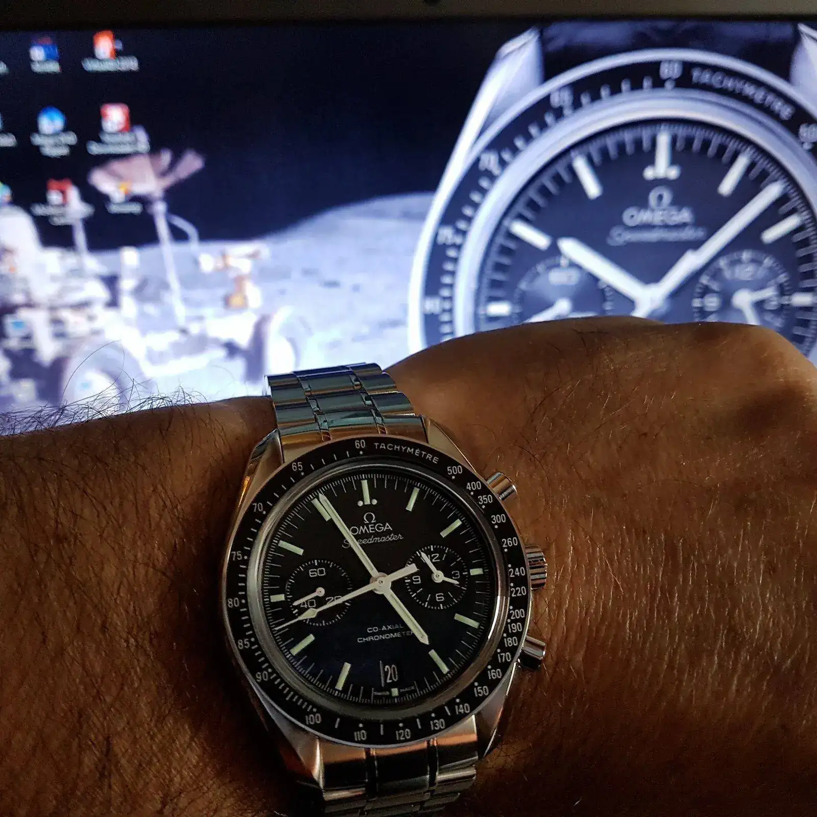 Omega Speedmaster Moonwatch Co-Axial Chronograph 44.25 mm Ref. 311.30.44.51.01.jpg