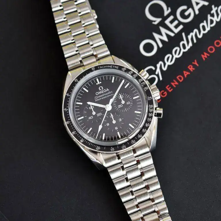 Omega-Speedmaster-Moonwatch-Professional-Master-Chronometer-Co-Axial-2021-review-2-768x768.jpg