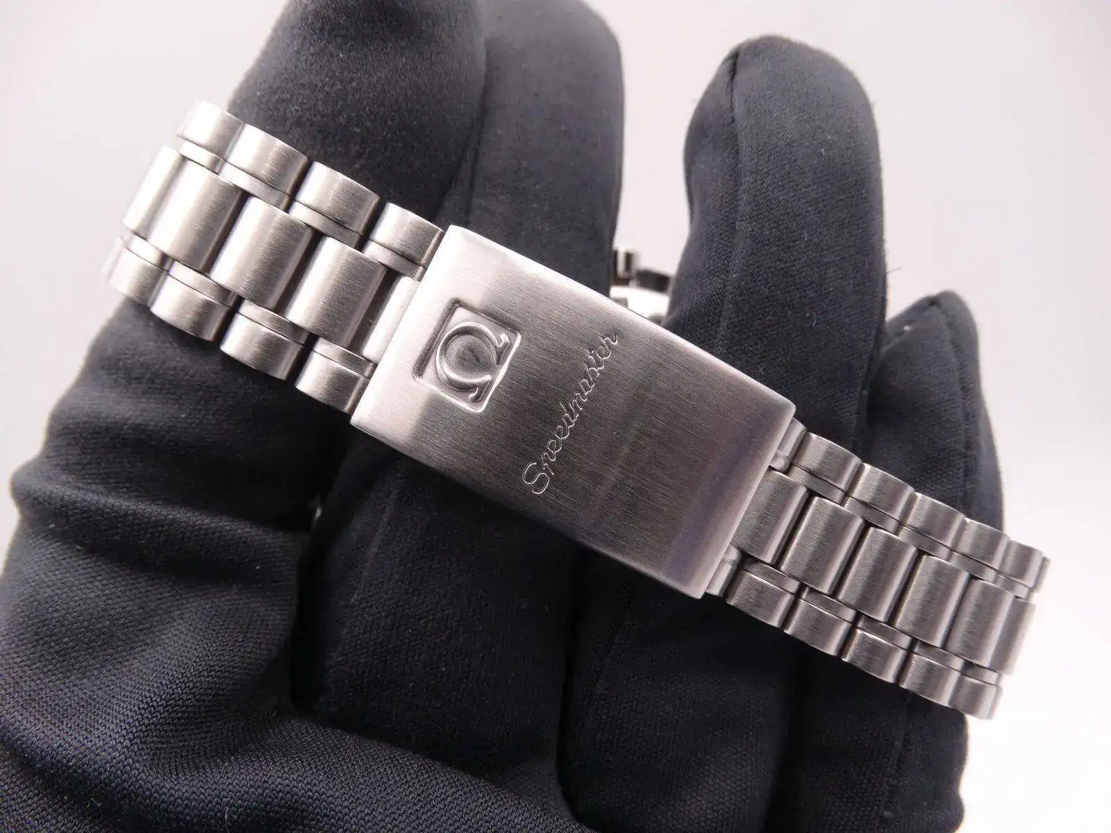 Omega Speedmaster Moonwatch Professional Tritium 00250.JPG