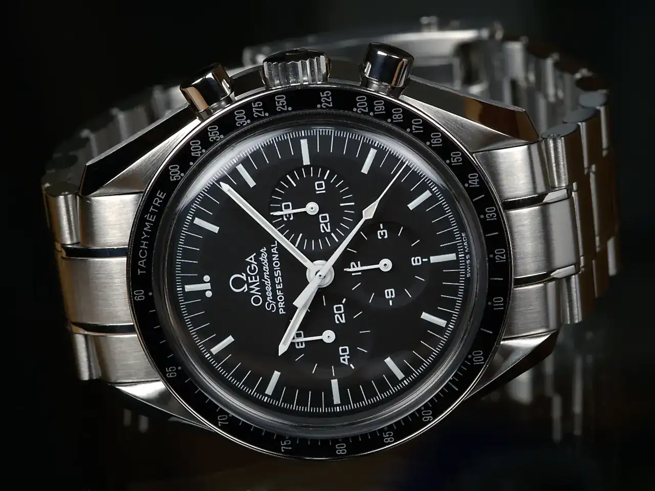 OMEGA-Speedmaster-Professional-Front.webp
