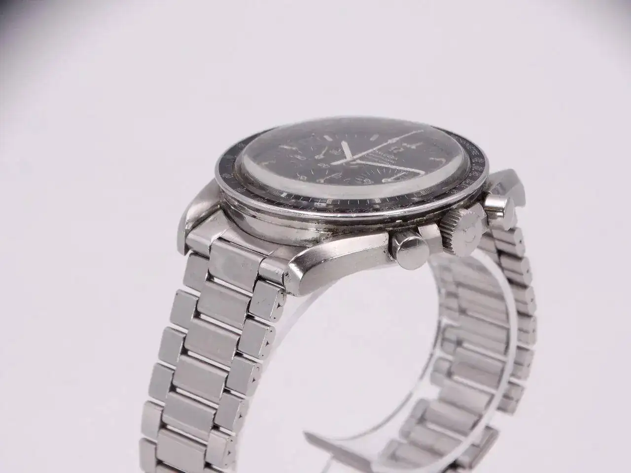 Omega Speedmaster Professional Moonwatch 144022 861 02020.webp