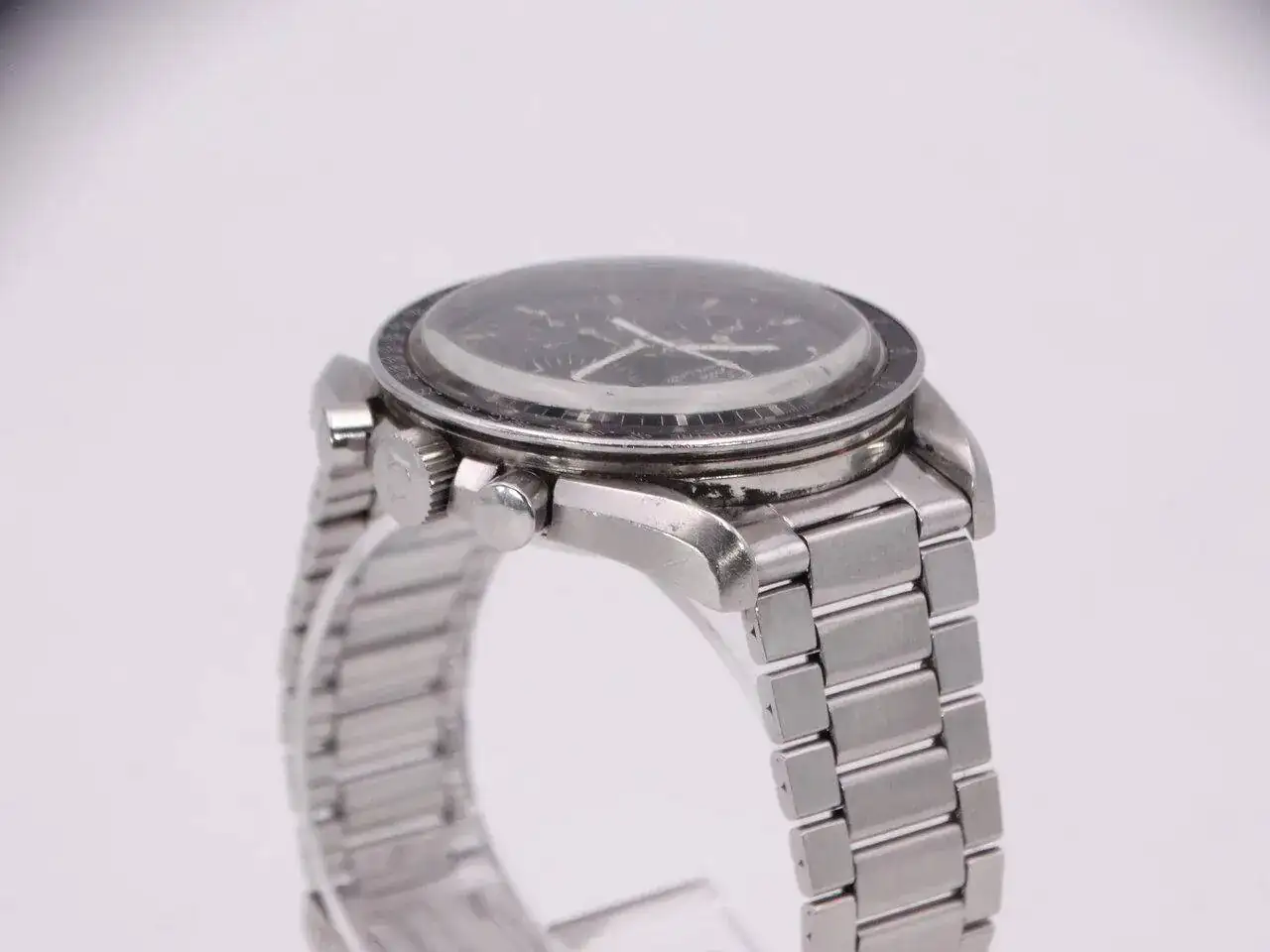 Omega Speedmaster Professional Moonwatch 144022 861 02021.webp