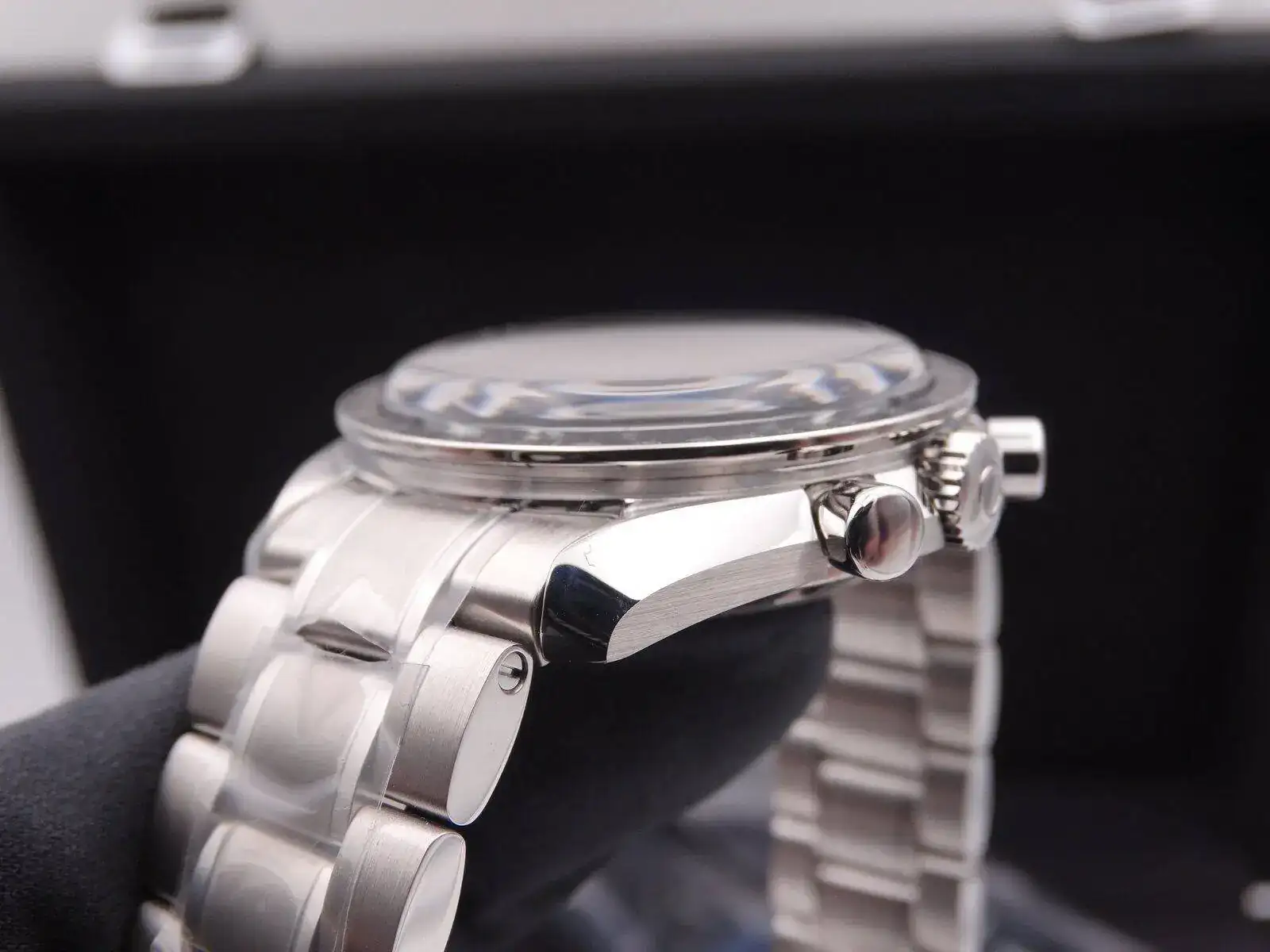 Omega Speedmaster Professional Moonwatch Hesalite 03059.webp