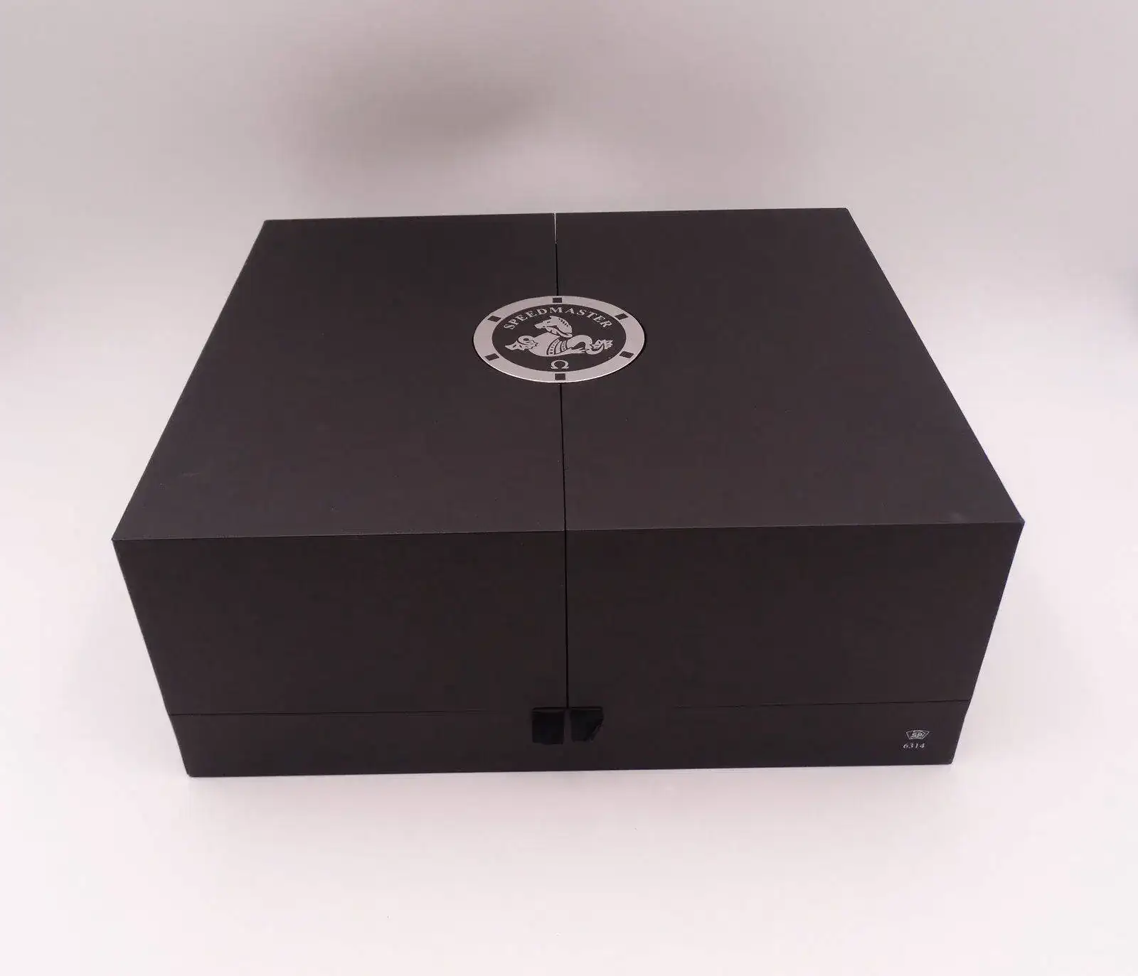 Omega Speedmaster Professional Moonwatch Plexi 07008.webp