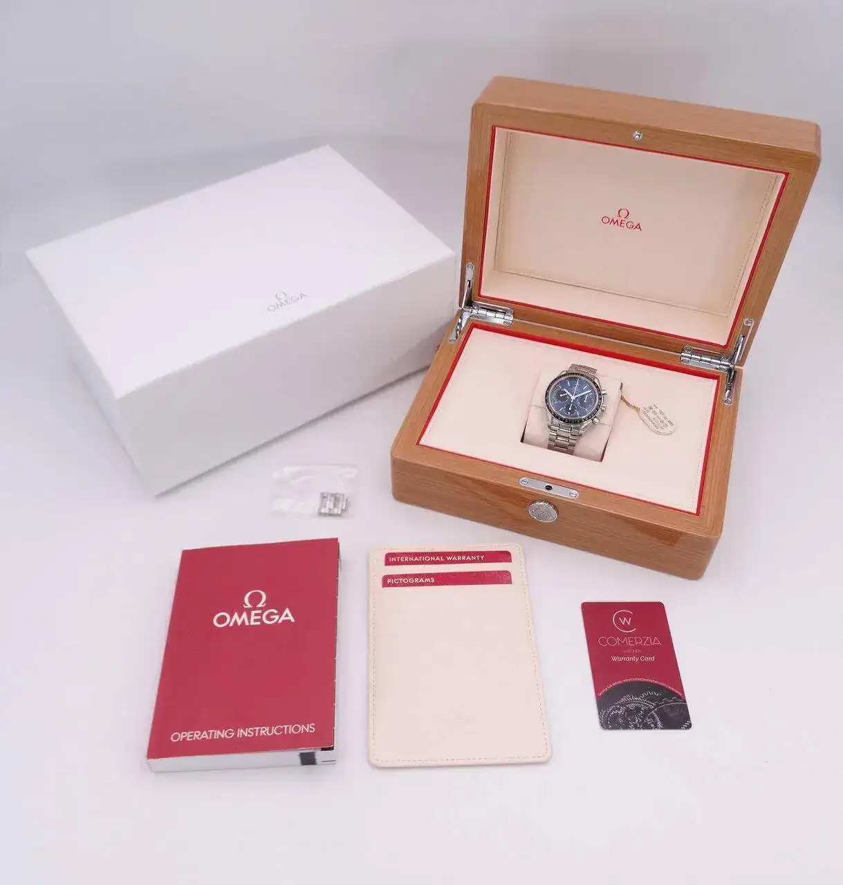 Omega Speedmaster Racing Blue 03351.webp