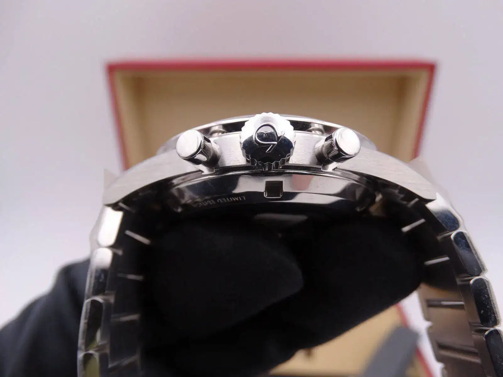Omega Speedmaster Trilogy Limited Edition 01789.webp