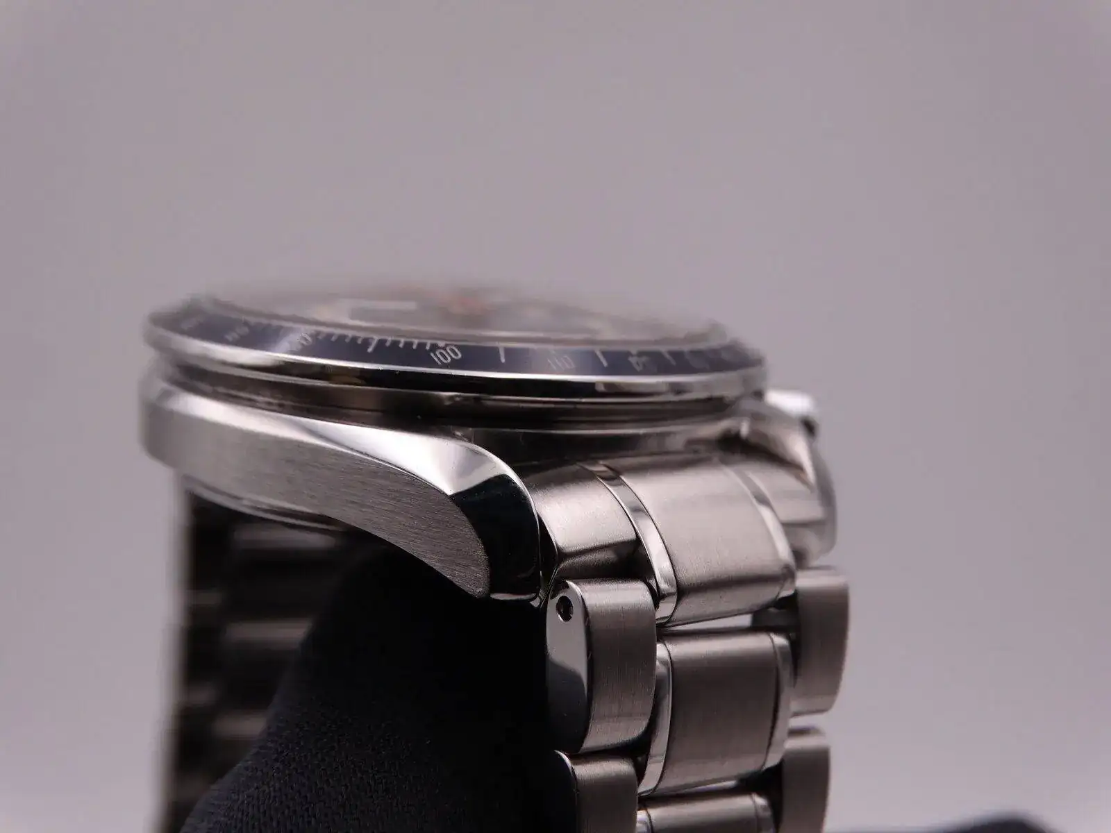 Omega Speedmaster Triple Calendar Automatic MK40 01700.webp