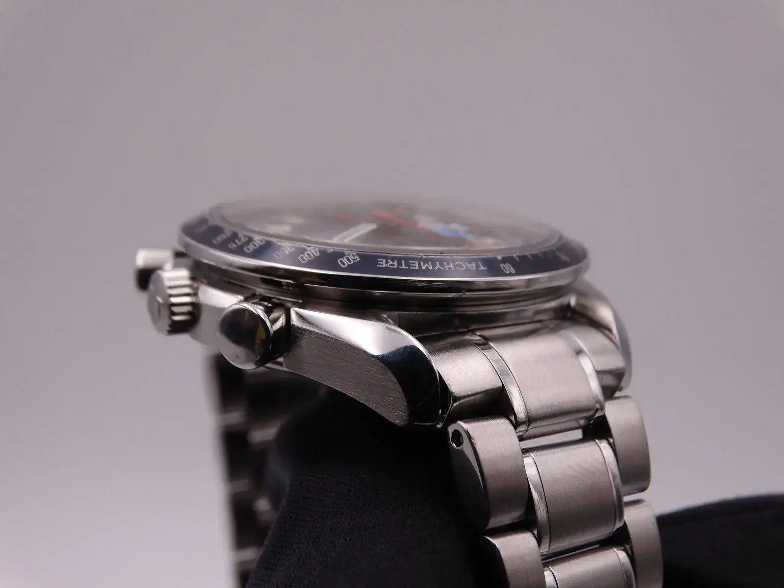 Omega Speedmaster Triple Calendar Automatic MK40 01702.webp