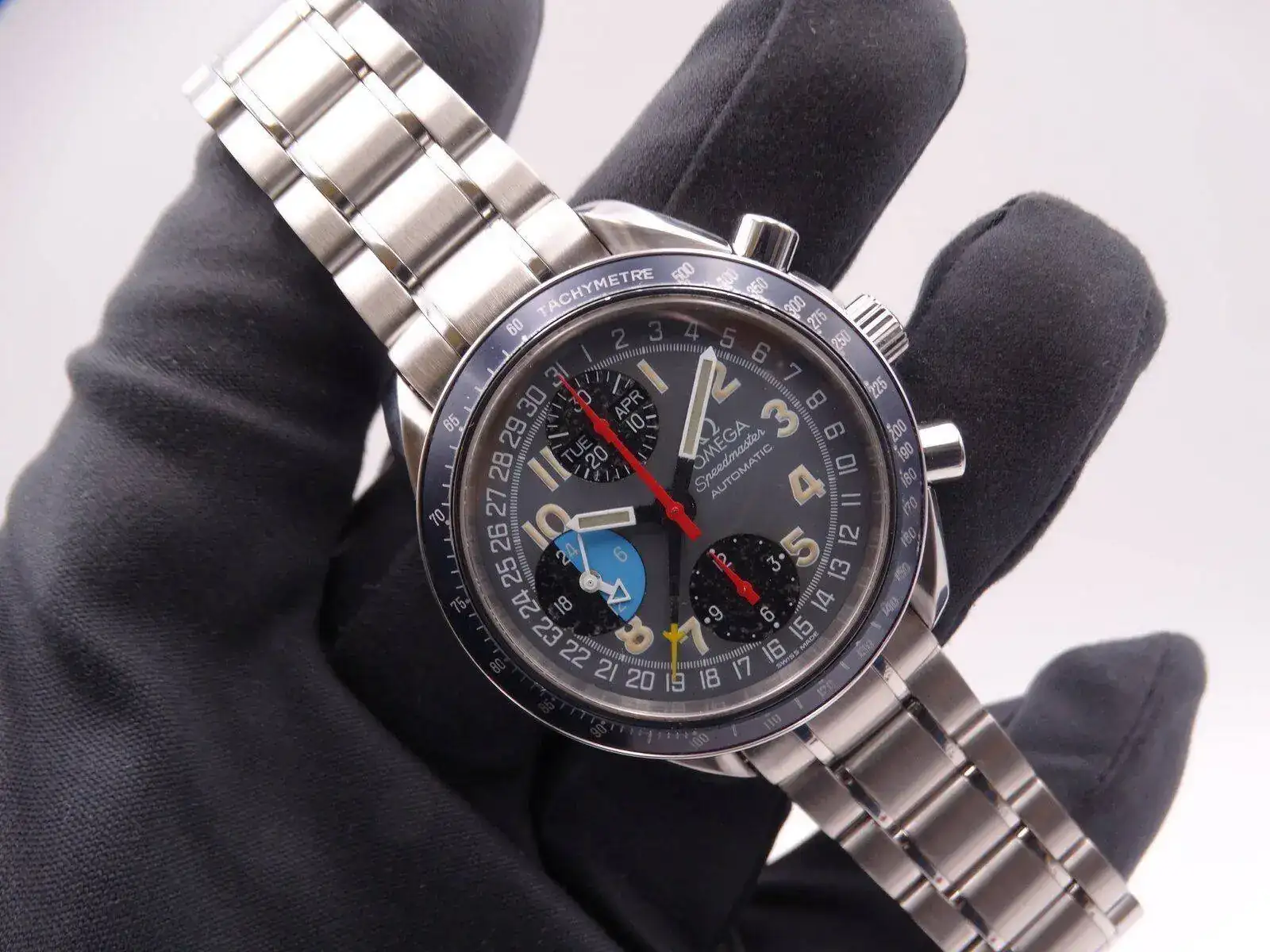 Omega Speedmaster Triple Calendar Automatic MK40 01708.webp