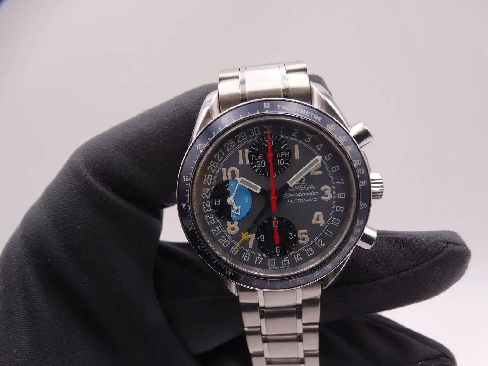 Omega Speedmaster Triple Calendar Automatic MK40 01710.webp