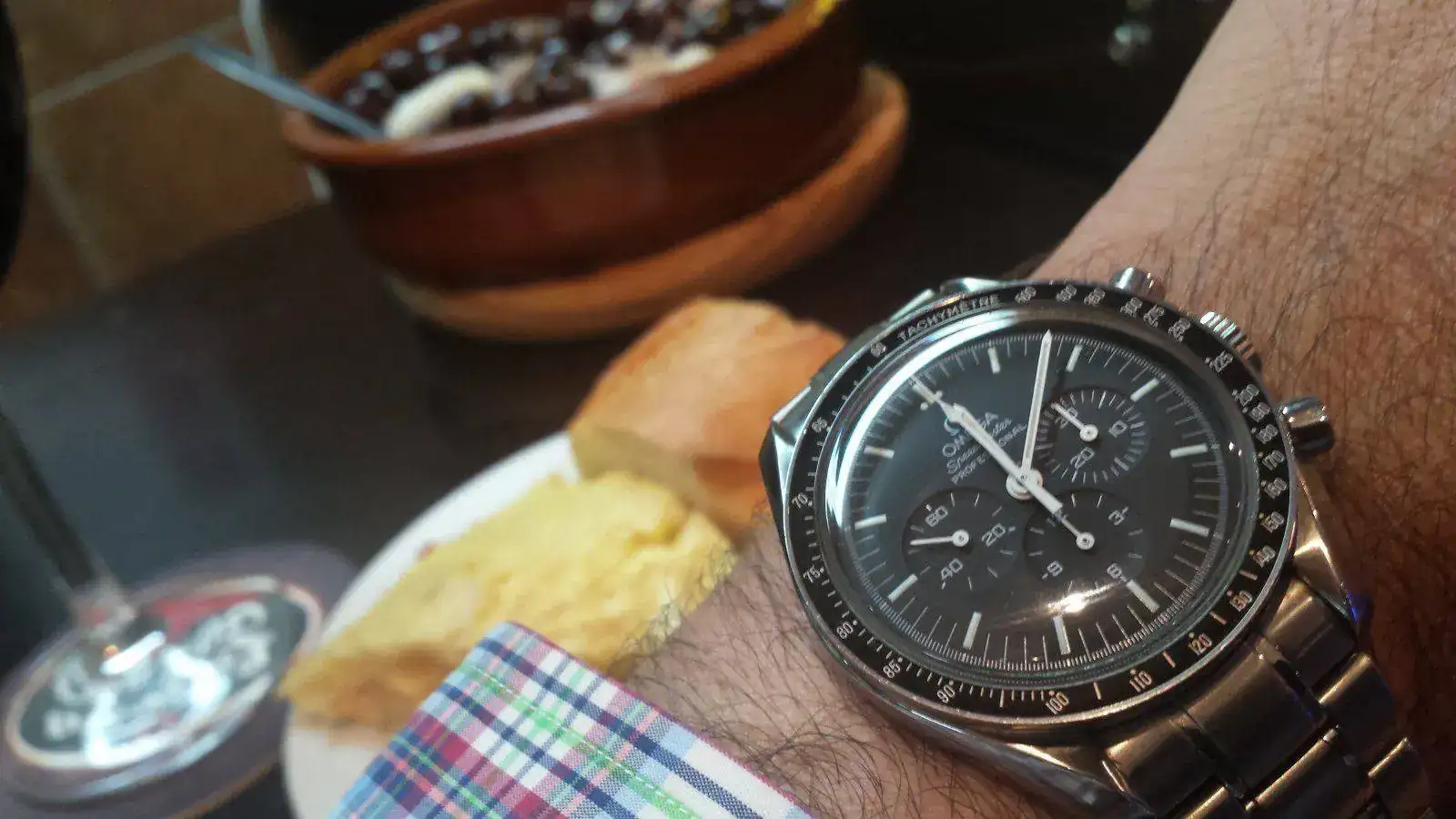 OMEGA SPEEDY VERMU.webp