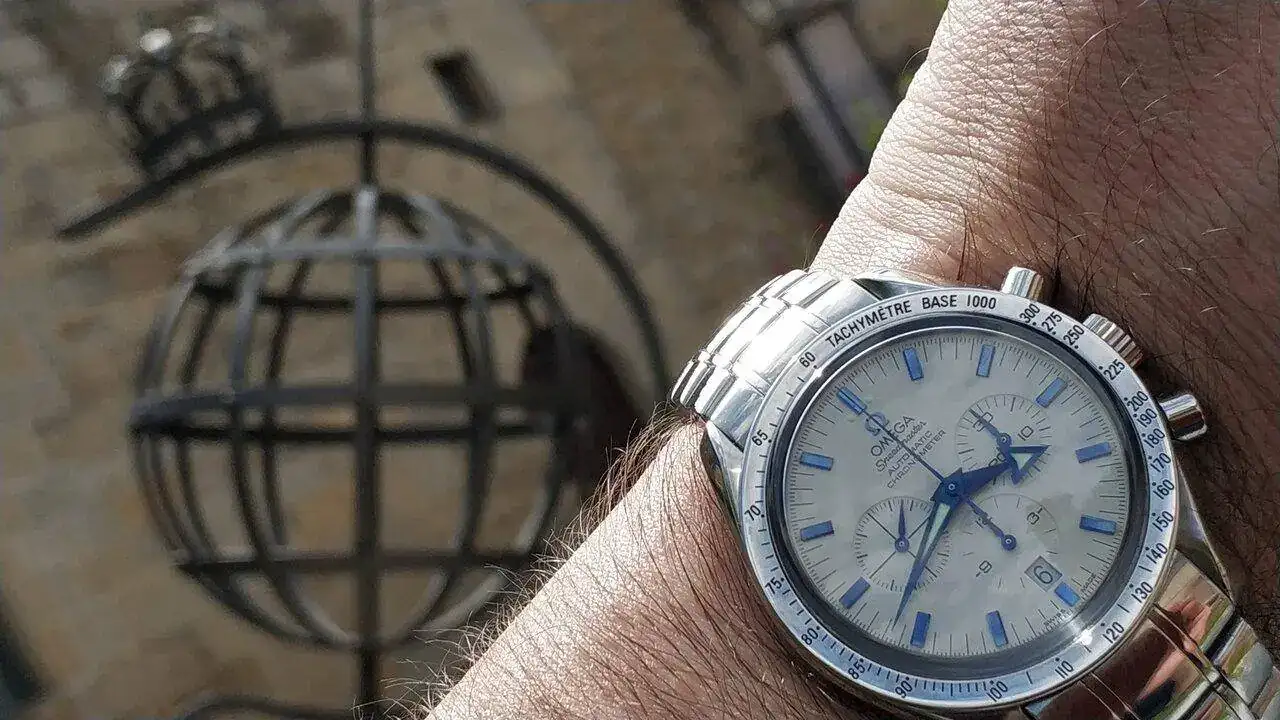 omega speedy white II.webp
