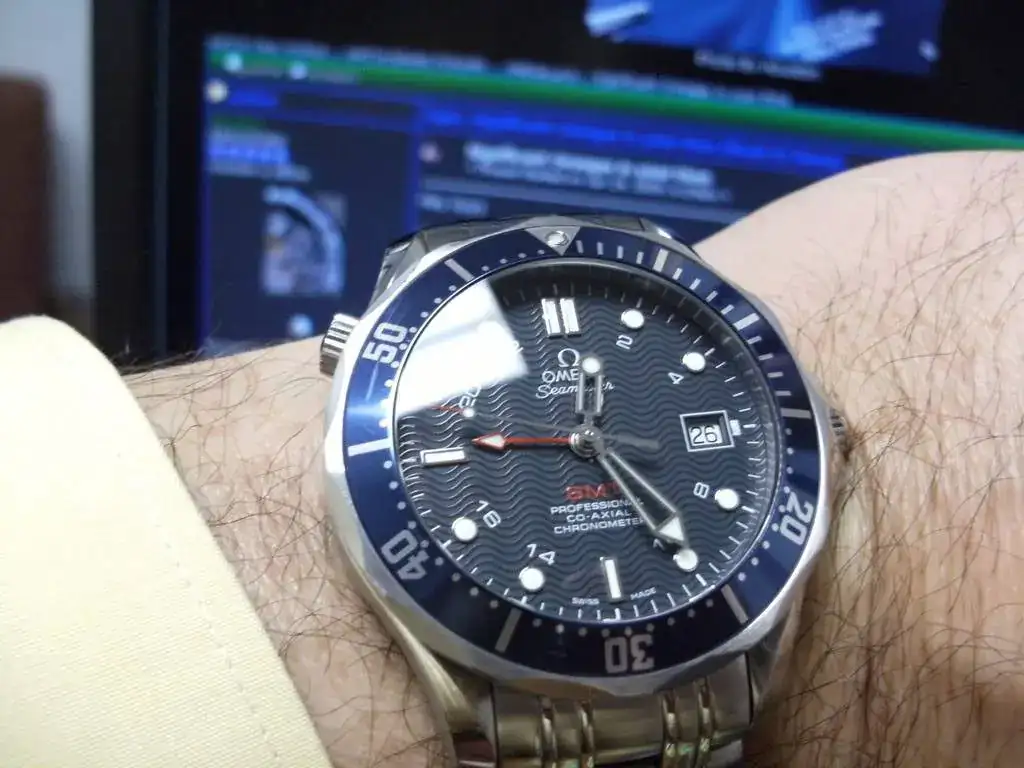 omega001.webp