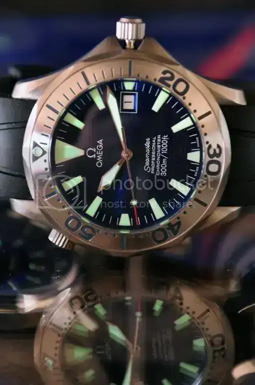 Omega22318000esfera03.webp